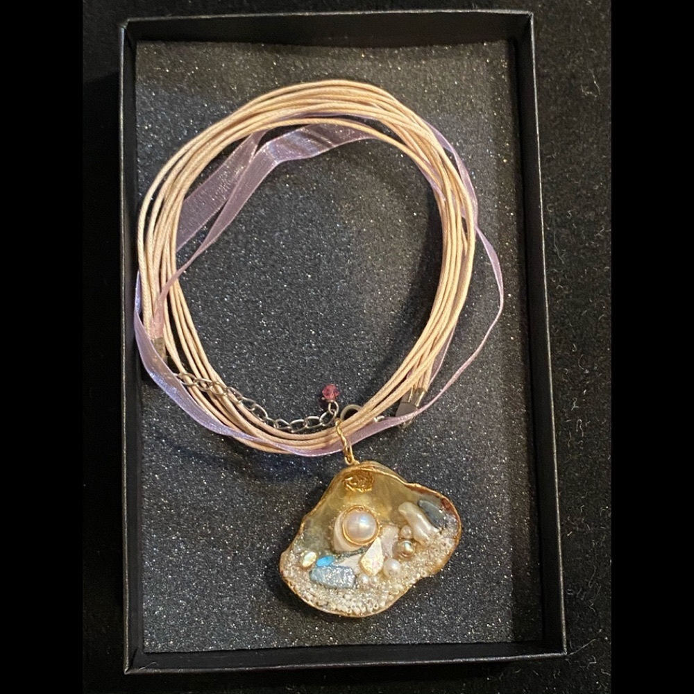 SJC Original Signed “Under The Sea” Pendant - Picture 8 of 8